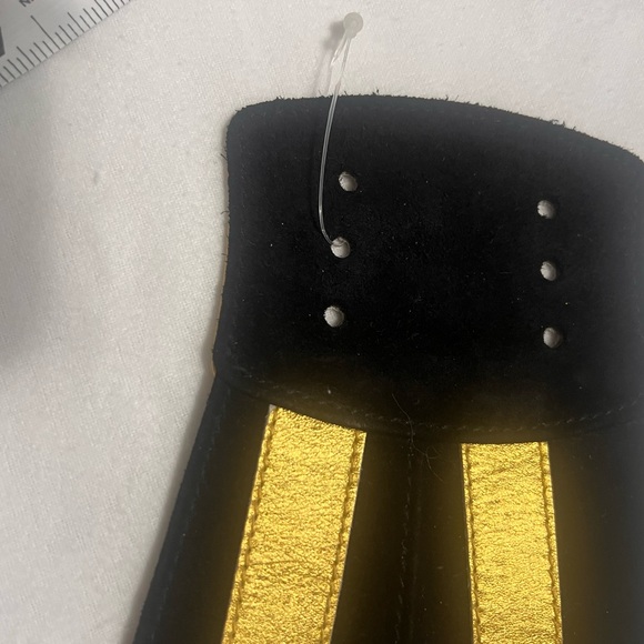 VINTAGE PALOMA PICASSO Wide Overlapping Cinch Belt- Black Velvet/Gold -NWOT SZ.M - Picture 9 of 13